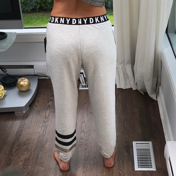 NEW DKNY tracksuit SZ Med - Picture 7 of 16